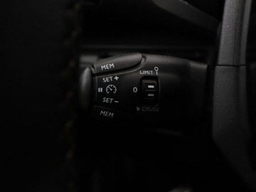 Peugeot 3008 II Crossover 1.2 PureTech 130KM 2019 Peugeot 3008 full led nappa navi kamera grzane, zdjęcie 31