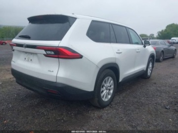 Toyota 2024 Toyota Grand Highlander Hybrid XLE 2024 2.5l 2.5 Hybryda 186KM, zdjęcie 5