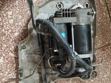 KOMPRESOR ZAWIESZENIA 9682022980 CITROEN C4 PICASSO