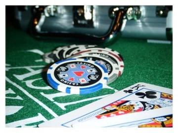 Набор для суперпокера: 500 тяжелых фишек номиналом