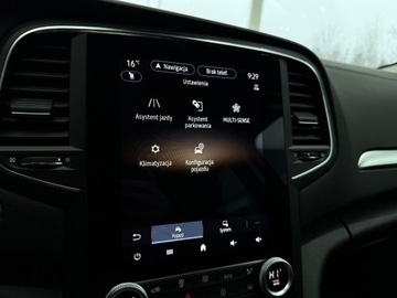 Renault Megane IV GrandCoupe Facelifting 1.3 TCe 140KM 2022 Renault Megane Intens / Ambiente / Kamera cofania, zdjęcie 27