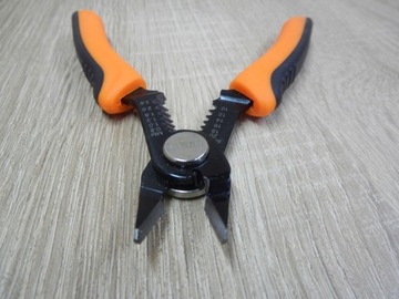 Прецизионные бокогубцы 140 мм NEO Tools 01-509