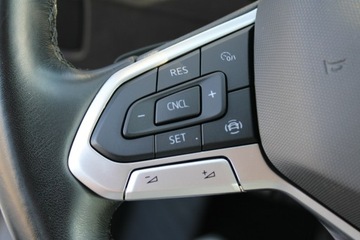 Volkswagen Passat B8 Limousine Facelifting 2.0 TDI SCR 150KM 2021 Volkswagen Passat ESSENCE LED F-vat, zdjęcie 17