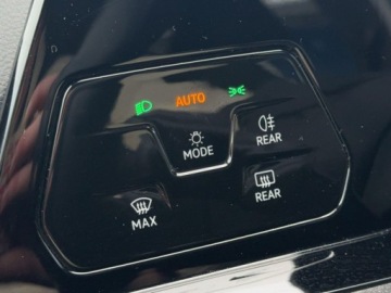 Volkswagen Golf VIII Variant 1.5 TSI 130KM 2023 Volkswagen Golf 1.5 TSI 130KM EVO Life, Serwis ASO, Gwarancja, MALY PRZEBI, zdjęcie 22