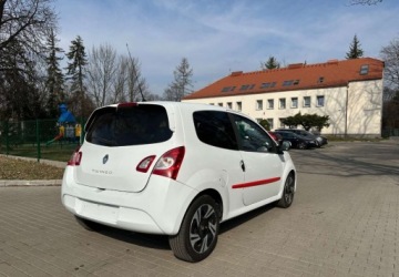 Renault Twingo II Hatchback 3d Facelifting 1.5 dCi 85KM 2013 Renault Twingo Piekna Wersja, Dynamiczne 1.5 Diesel 85KM, zdjęcie 12