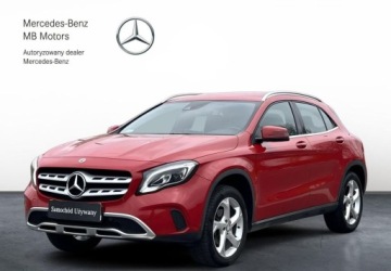 Mercedes GLA I Off-Roader Facelifting 1.6 200 156KM 2019 Mercedes-Benz GLA Salon PL Od Dealera Czujniki Tempomat CarPlay Android FV