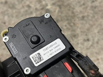 ЗАМОК ЗАЖИГАНИЯ С КЛЮЧАМИ CHRYSLER 300C 05-11 56040643AX 56054004AB