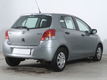 Toyota Yaris II Hatchback 5d 1.0 VVT-i 69KM 2009 Toyota Yaris 1.0 VVT-i, Salon Polska, Serwis ASO, zdjęcie 4