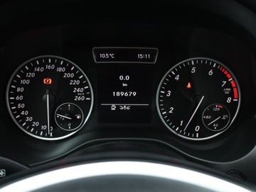 Mercedes Klasa A W176 Hatchback 5d 1.6 180 BlueEFFICIENCY 122KM 2012 Mercedes A A 180, Skóra, Navi, Xenon, Bi-Xenon, zdjęcie 10