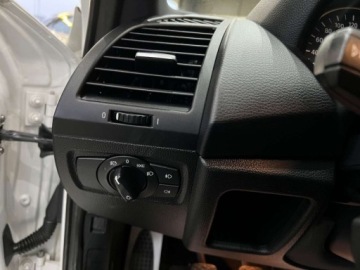 BMW Seria 1 F20-F21 2011 BMW Seria 1 2.0 benzyna M- PAKIET Bardzo ladny stan MOZLIWA ZAMIANA 2.0, zdjęcie 23