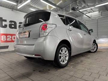 Toyota Verso Minivan 1.8 Valvematic 147KM 2010 Toyota Verso duze rodzinne 7osobowe przestronne auto w benzynie i automac, zdjęcie 13