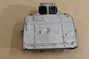 HONDA GL 1800 GOLD WING GL1800 01-05 РАДИОПАНЕЛЬ