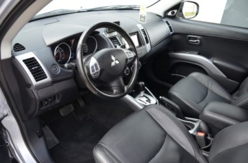 Mitsubishi Outlander II 2013 2.0i 150KM SERWIS NAVI KAMERA SKÓRA XENON EL.FOTELE GRZ.FOTELE, zdjęcie 20