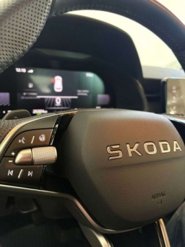 Skoda Kamiq Crossover Facelifting 1.0 TSI 115KM 2025 Skoda Kamiq Selection 1.0 TSI 115KM DSG Salon PL FV23 Gwarancja 2028, zdjęcie 12