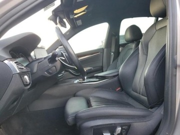 BMW Seria 5 G30-G31 2019 BMW Seria 5 2019r., 3.0l, od ubezpieczalni 3.0 Benzyna 335KM, zdjęcie 6
