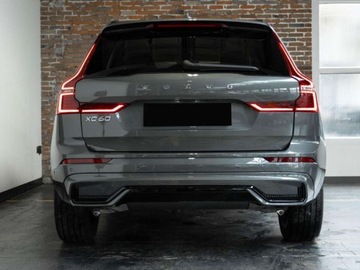 Volvo XC60 II 2025 VOLVO XC60 B5 AWD Ultra Dark Suv 2.0 (264KM) 2025, zdjęcie 2