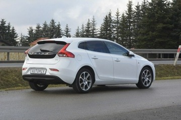 Volvo V40 II Hatchback 1.6 D2 115KM 2015 Volvo V40 1.6HDI Ocean Race nawi doinwestowany, zdjęcie 9