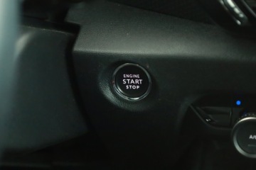 Citroen C4 III SUV 1.2 PureTech 130KM 2021 Citroen C4 1.2 PureTech, Salon Polska, Serwis ASO, zdjęcie 15