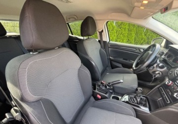 Renault Megane IV Hatchback 5d 1.2 Energy TCe 100KM 2017 Renault Megane PRZEBIEG 28 tys.Km AutomatBenzynaPiekny WygladZadbany, zdjęcie 6