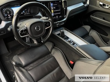 Volvo XC60 II 2021 Volvo XC 60 SalonPL B5B AWD RDesign High Beam BLIS, zdjęcie 9