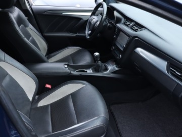 Toyota Avensis III Wagon Facelifting 2015 2.0 D-4D 143KM 2015 Toyota Avensis 2.0 D-4D, Salon Polska, Serwis ASO, zdjęcie 8