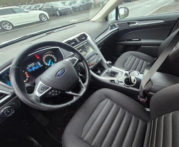 Ford Mondeo V Kombi 2.0 TDCi 150KM 2016 Ford Mondeo 2.0 EcoBlue Trend 150KM 2016r, zdjęcie 6