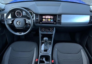 Skoda Kodiaq I SUV Facelifting 2.0 TDI SCR 150KM 2022 Skoda Kodiaq Ambition Pakiety, Podgrzewane fotele, Tempomat, KESSY, Salon, zdjęcie 3