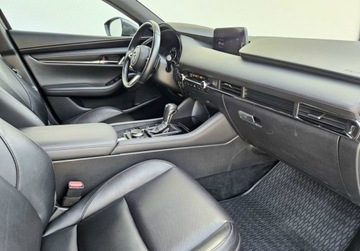 Mazda 3 IV Hatchback 2.0 Skyactiv-X 180KM 2021 Mazda 3 4x4, SKYACTIVE- X, ze Szwajcarii,Niski przebieg, ZAREJESTROWANY 2.0, zdjęcie 6