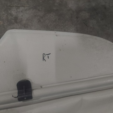 VOYAGER TOWN CARAVAN LANCIA 08-20R ROLETA ZÁCLONA KUFRU