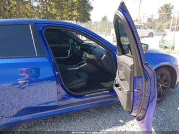 BMW Seria 3 G20-G21 2024 BMW Seria 3 330i xDrive 2024 2.0l 2.0 Benzyna 255KM, zdjęcie 9