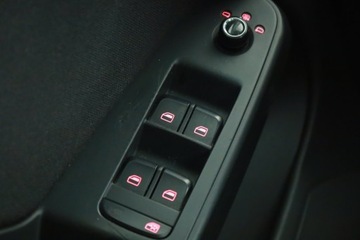 Audi A4 B8 Allroad quattro 2.0 TDI 143KM 2011 Audi A4 Allroad 2.0 TDI, 1. Właściciel, 4X4, zdjęcie 14