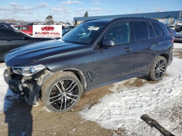BMW X5 G05 2022 BMW X5 M50i, 2022r., 4x4, 4.4L 4.4 Benzyna 523KM