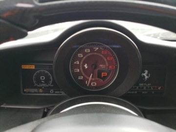 Ferrari 2016 Ferrari 488 Pista 2016 Ferarri 488 GTB 3.9 Benzyna 660KM, zdjęcie 9