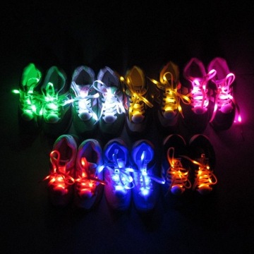 СВЕТЯЩАЯСЯ КРОССОВКА LED_триатлон, спорт