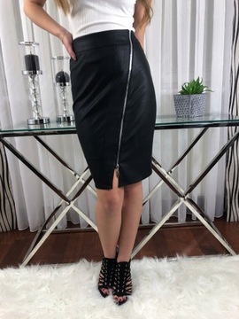 D16 SPÓDNICA ZAMEK SKOS E.SKÓRA CZARNA R.40