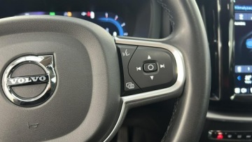 Volvo XC60 II 2021 Volvo XC 60 B4 D AWD Momentum Pro hak, zdjęcie 22