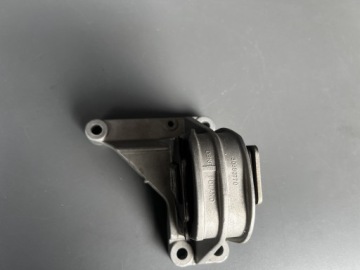 VOLVO V70 S70 PODUSZKA SILNIKA