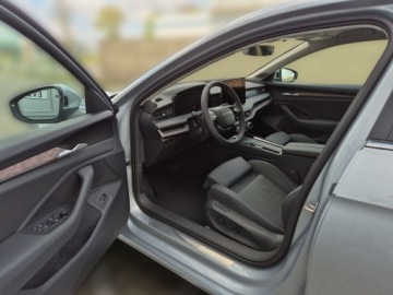 Skoda Superb III Liftback Facelifting 1.5 TSI 150KM 2026 Skoda Superb L&amp;K 1.5 TSI 150 KM DSG Auto z placu, zdjęcie 12