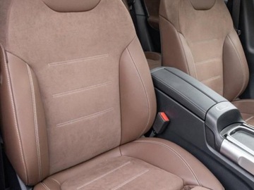 Mercedes GLB SUV 1.3 200 163KM 2025 MERCEDES-BENZ GLB 200 AMG Line Suv 1.3 (163KM) 2025, zdjęcie 4