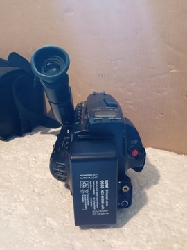 SONY CCD-TR50E + сумка