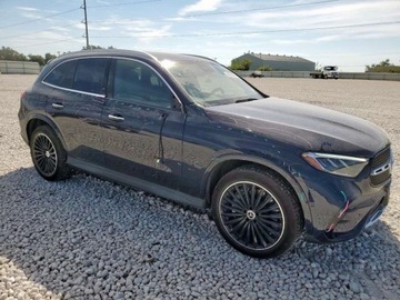 Mercedes GLC C254/X254 2023 Mercedes-Benz GLC 300 2023 2.0l 2.0 Benzyna 255KM, zdjęcie 4