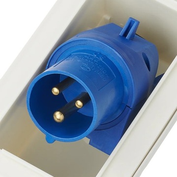 ВНЕШНЯЯ РОЗЕТКА CEE 230 В ДЛЯ КАМЕРНЫХ ПРИЦЕПОВ, БЕЛАЯ