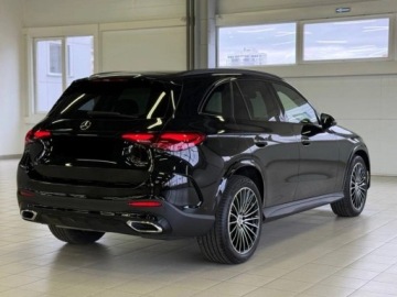 Mercedes GLC C254/X254 Coupe 2.0 200 204KM 2025 MERCEDES-BENZ GLC 200 4-Matic AMG Line 2.0(204KM) 2025, zdjęcie 4
