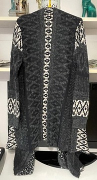 Piekny zimowy oryginalny szary sweterek nowoczesny długi New look M