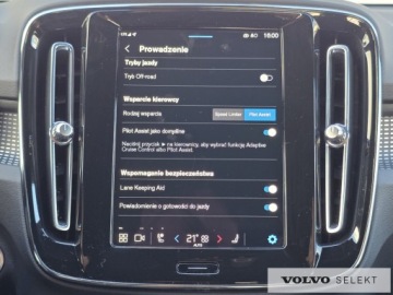 Volvo XC40 Crossover Facelifting 2.0 B3 163KM 2023 Volvo XC 40 PL Salon Core/Plus B3 163KM ACC BLIS M, zdjęcie 23