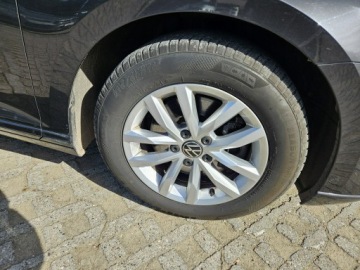 Volkswagen Passat B8 Variant Facelifting 2.0 TDI SCR 150KM 2021 Volkswagen Passat Variant 2,0 diesel 150KM DSG LED, zdjęcie 15