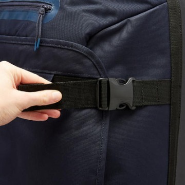 Спортивный чемодан Kipsta Urban 65 лет.