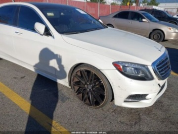 Mercedes Klasa S W222 2015 Mercedes-Benz Klasa S 550 2015 4.7 Benzyna 449KM, zdjęcie 9