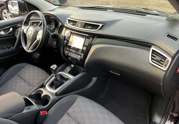 Nissan Qashqai II Crossover 1.6 dCi 130KM 2016 Nissan Qashqai panorama, kamera cofania, nawigacja 1.6 Diesel 130KM, zdjęcie 34