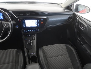 Toyota Auris II Hatchback 5d Facelifting 1.8 Hybrid 136KM 2016 Toyota Auris Hybrid, Salon Polska, 1. Właściciel, zdjęcie 7